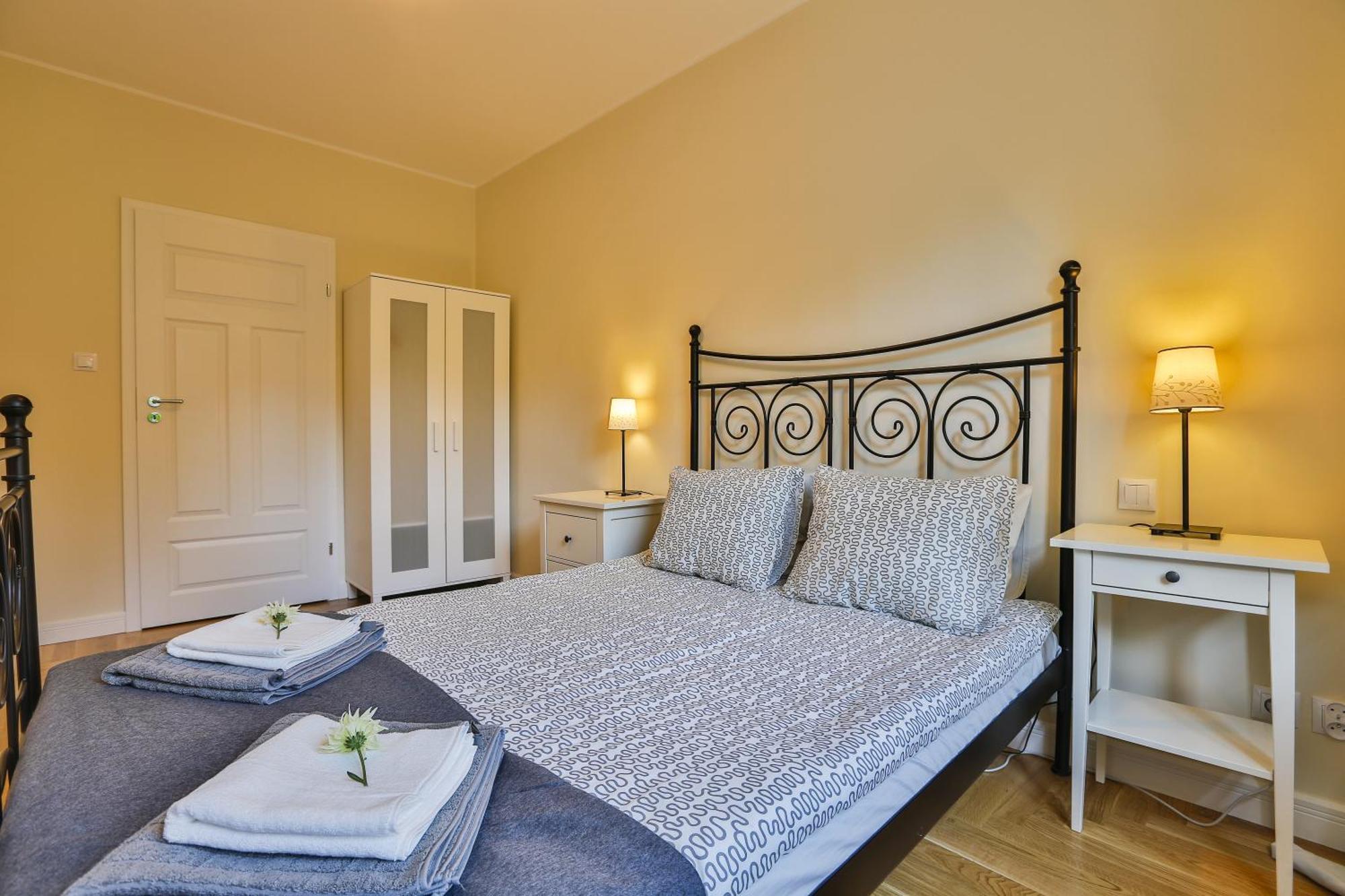 Apartament Bursztynowy Mariacka Old Town グダニスク 部屋 写真